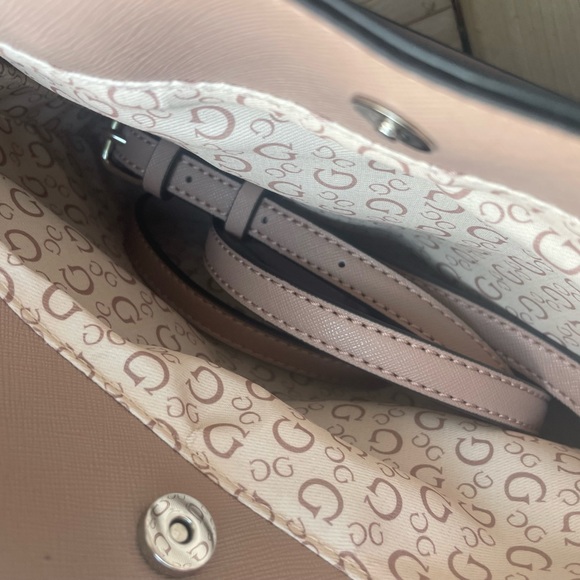 SOLD. Guess Purse, Color:blush - Picture 11 of 15